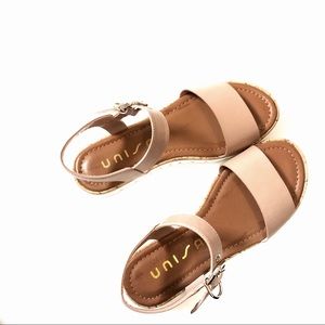 Unisa Shoes - 🆕Unisa Unbrieza Blush Sandals 7.5 Unisa Shoes - 🆕Unisa Unbrieza Blush Sandals 7.5